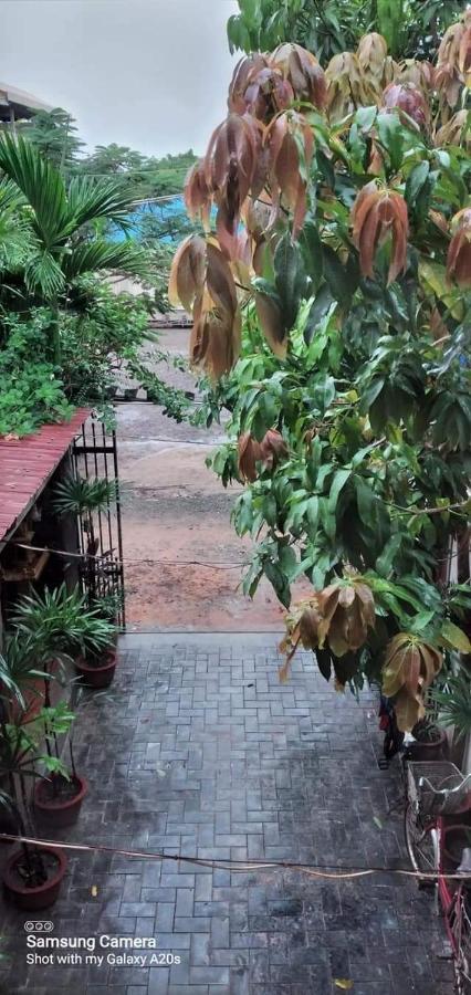 Sihariddh Guesthouse Siem Reap Exterior foto